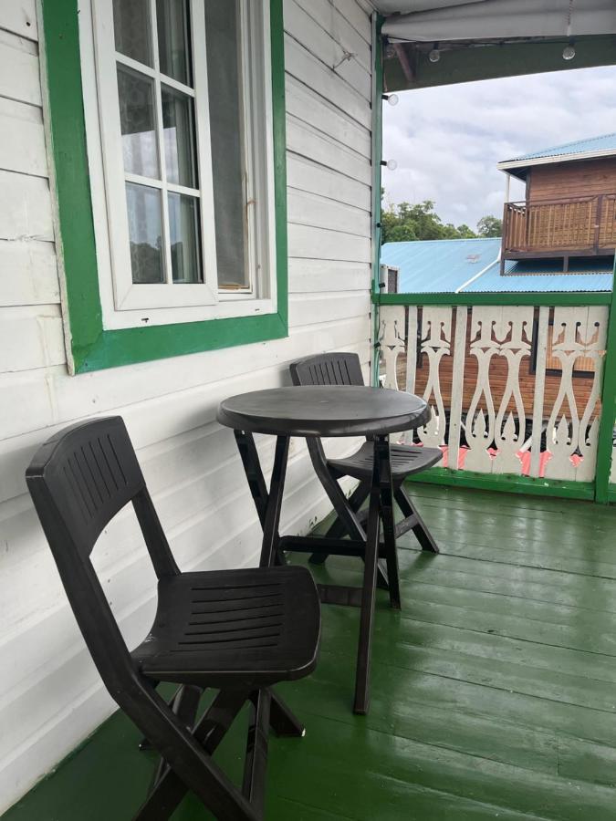 Hostal Cay Бастиментос Экстерьер фото