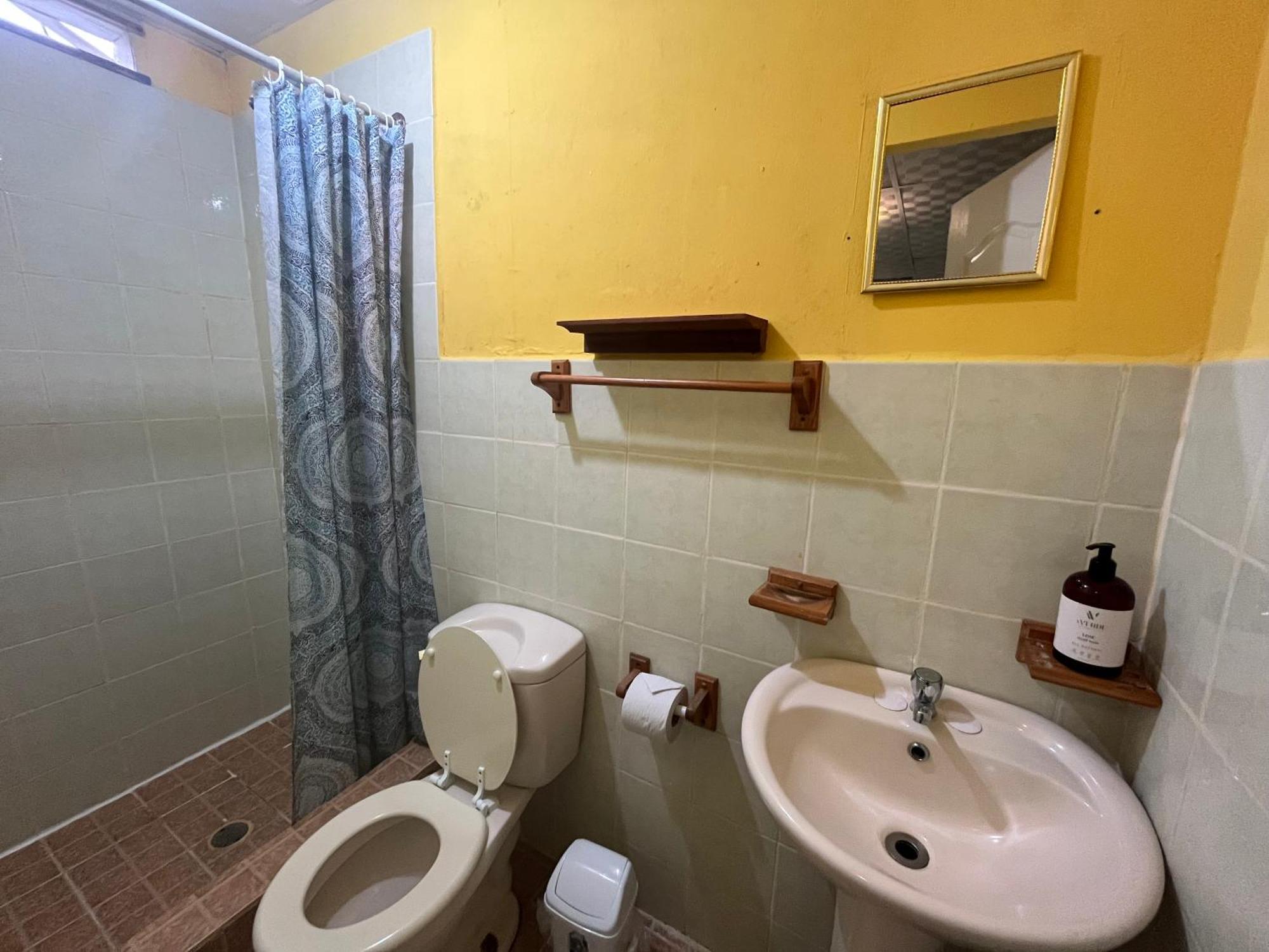 Hostal Cay Бастиментос Экстерьер фото