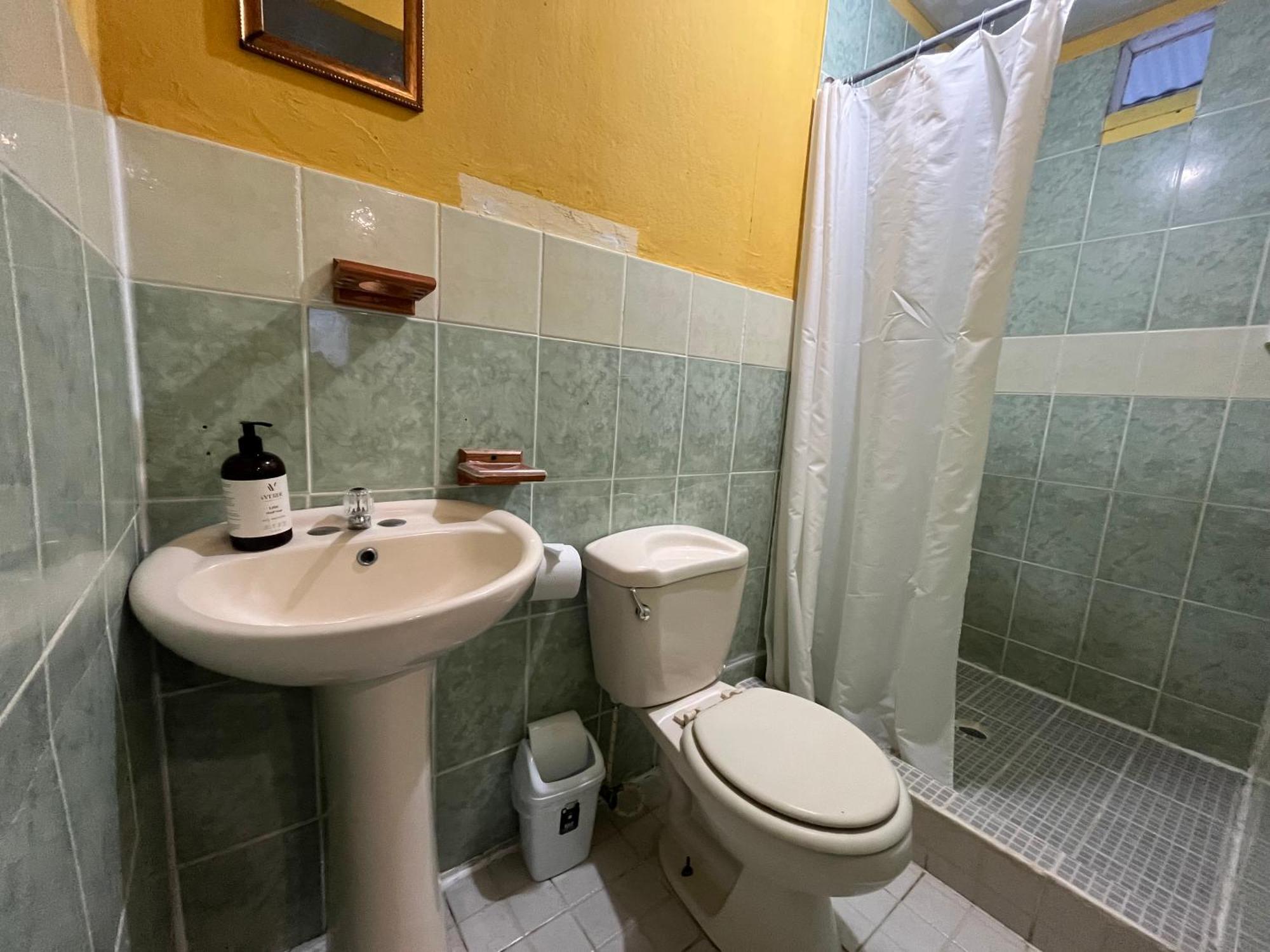 Hostal Cay Бастиментос Экстерьер фото