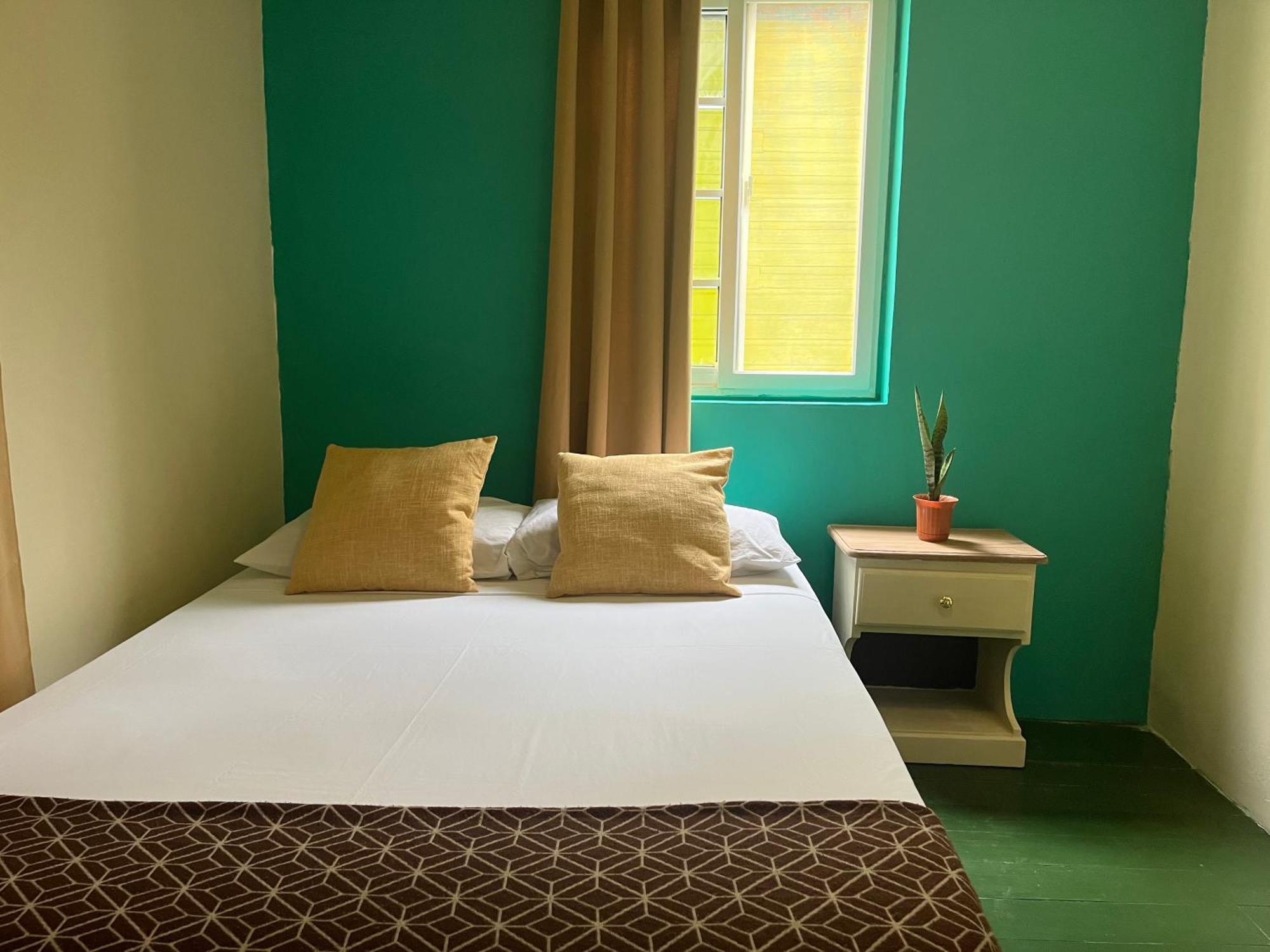 Hostal Cay Бастиментос Экстерьер фото